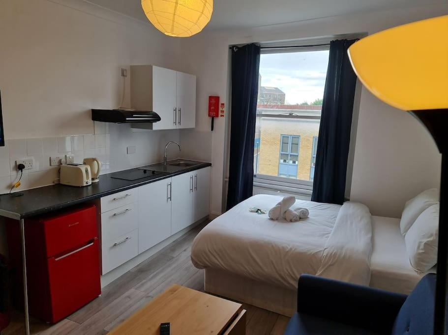 Chic & Modern Studio In Caledonian Rd London Exterior photo