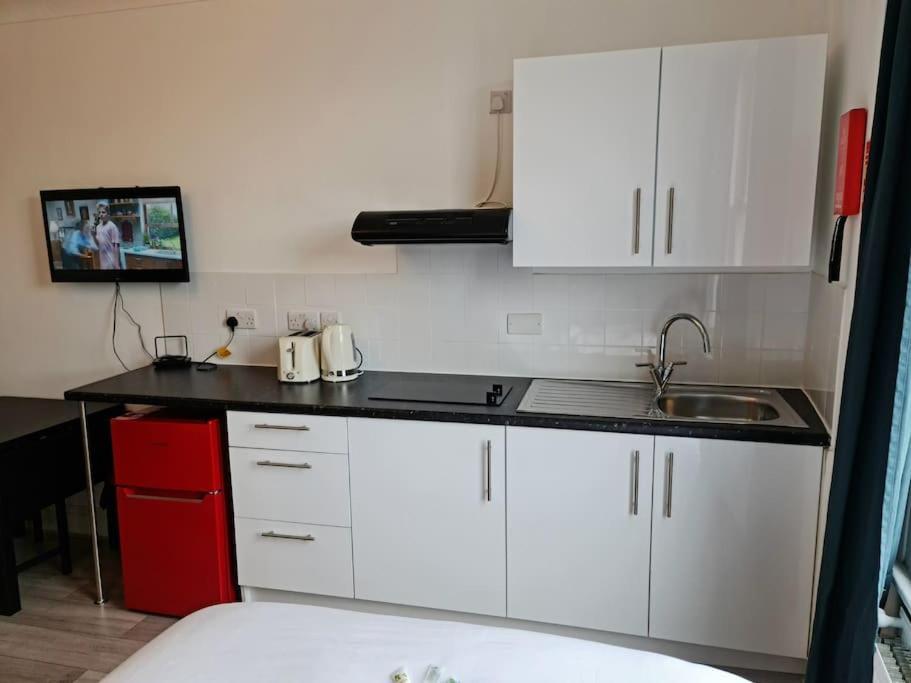 Chic & Modern Studio In Caledonian Rd London Exterior photo